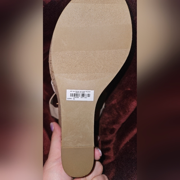 Wedges - Picture 2 of 5
